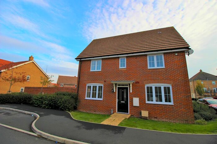 3 Bedroom End Of Terrace House To Rent In Culverhouse Road, The Sidings, Swindon, SN1