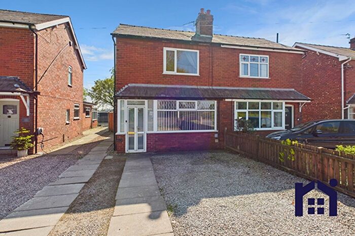 3 Bedroom Semi-Detached House To Rent In Southport Road, Leyland, PR26