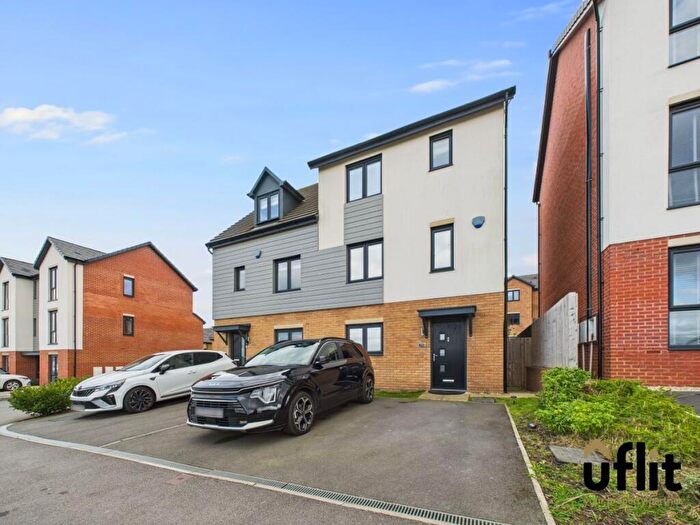 4 Bedroom Semi-Detached House For Sale In Cherry Wood Way, Rotherham, S60