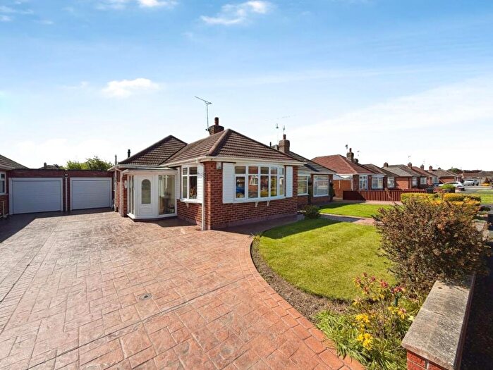 3 Bedroom Detached Bungalow For Sale In Glenesk Road, Great Sutton, CH66