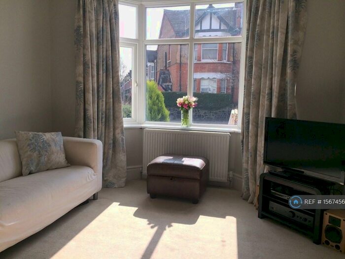 4 Bedroom Semi-Detached House To Rent In Pulteney Road, London, E18
