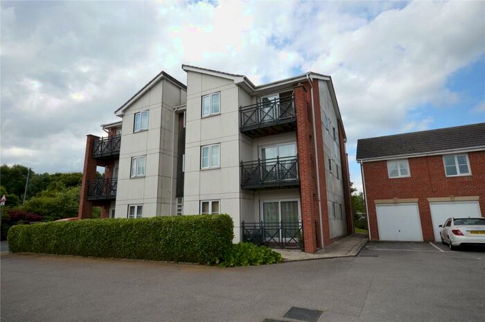 1 Bedroom Apartment To Rent In The Oaks, Leeds, LS10