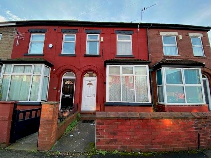 4 Bedroom Private Hall To Rent In Whitby Road, Fallowfield, M14