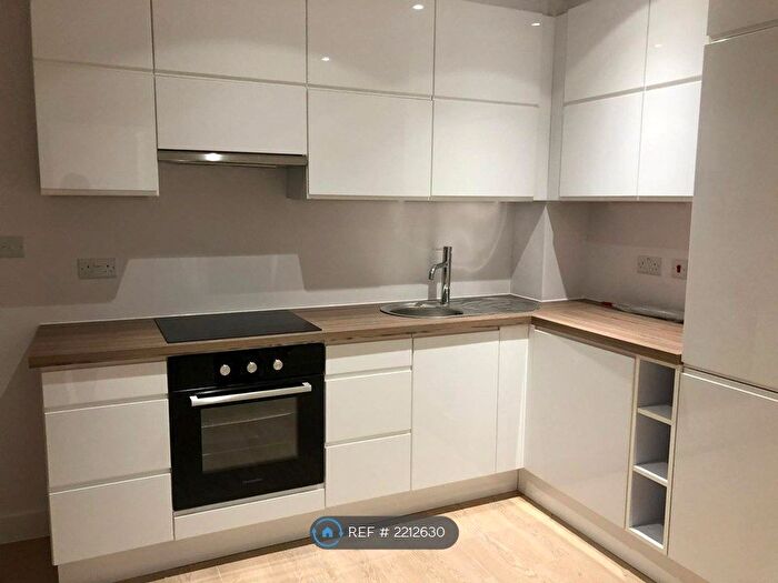 1 Bedroom Flat To Rent In Buckingham Street, Aylesbury, HP20