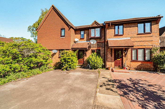 2 Bedroom Terraced House For Sale In Lytchett Minster Close, Bracknell, RG12