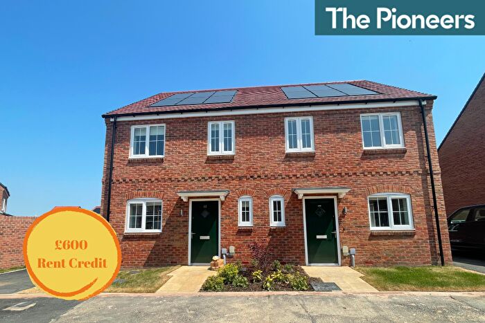 3 Bedroom Semi-Detached House To Rent In The Pioneers, Rugby, Warwickshire, CV23