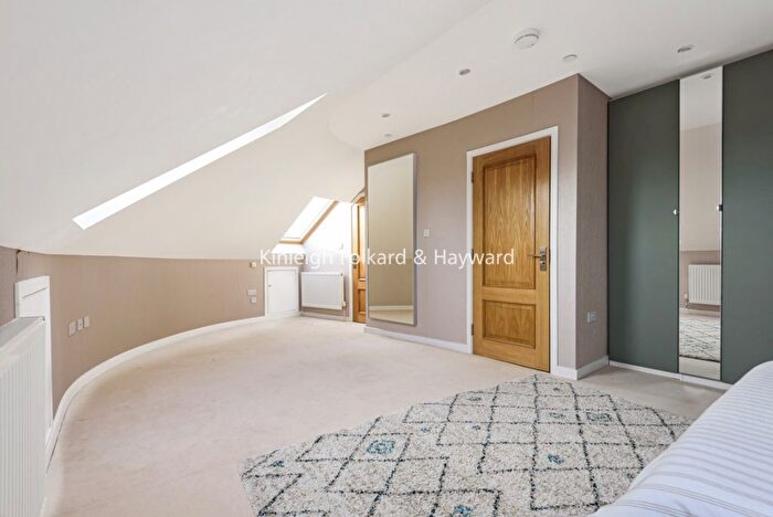 1 Bedroom Flat To Rent In Southwark Street, London, SE1