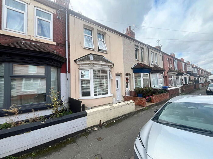 3 Bedroom Terraced House To Rent In Royston Avenue, Bentley, DN5