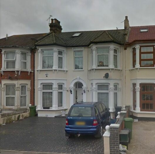 3 Bedroom Maisonette To Rent In Kingswood Road, Goodmayes, IG3