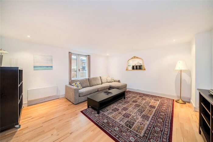 2 Bedroom Flat To Rent In Brunswick House, Matthew Parker Street, SW1H