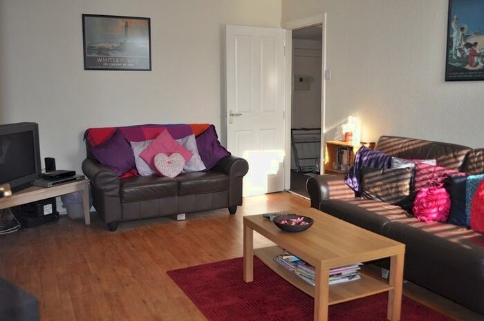 3 Bedroom Flat To Rent In Bayswater Road, Jesmond, Newcastle Upon Tyne, NE2