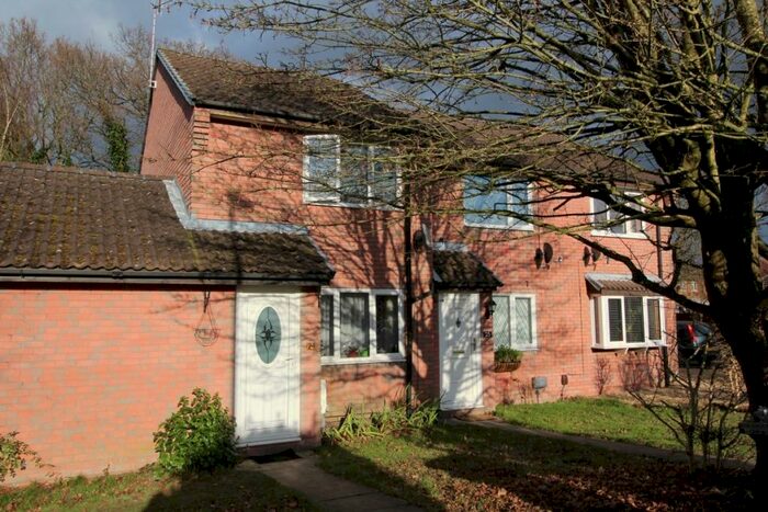 2 Bedroom End Of Terrace House To Rent In Stour Close, West End, Southampton, Hampshire, SO18