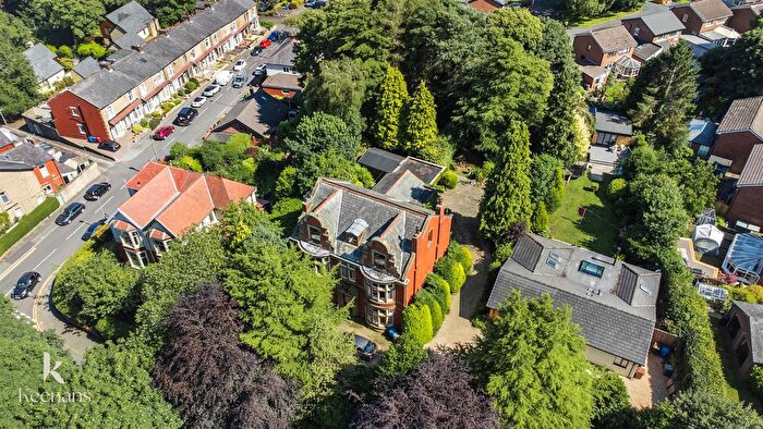 7 Bedroom Detached House For Sale In Earnsdale Road, Darwen, BB3