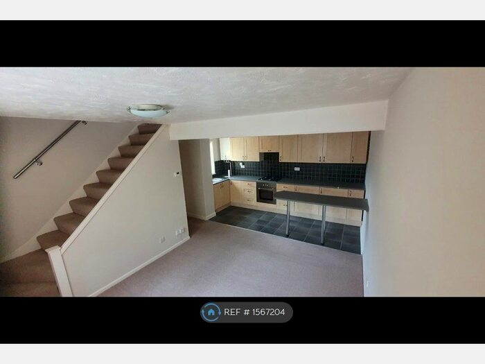 1 Bedroom End Of Terrace House To Rent In Hedingham Close, Plymouth, PL7