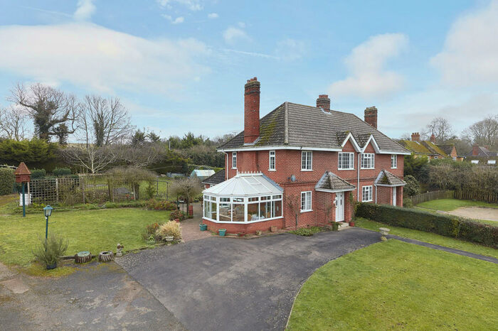 3 Bedroom Semi-Detached House For Sale In Ousden, Suffolk, CB8