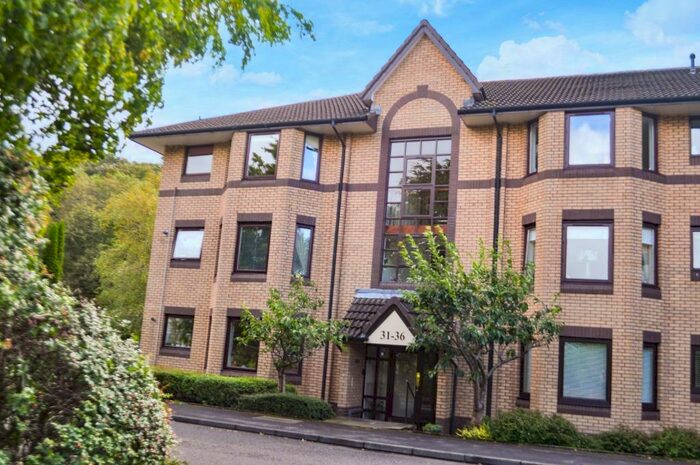 2 Bedroom Flat To Rent In Birch View, Bearsden, East Dunbartonshire, G61