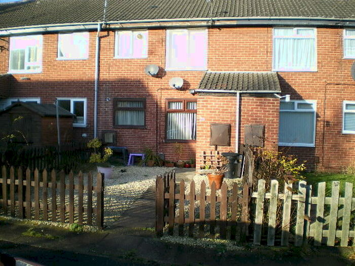 1 Bedroom Apartment To Rent In Beechcroft View, Leeds, West Yorkshire, LS11