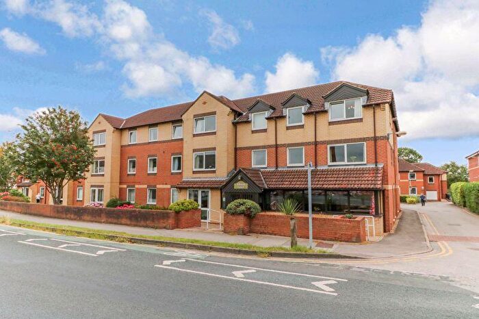 1 Bedroom Flat For Sale In Albion Court, Anlaby Common, HU4