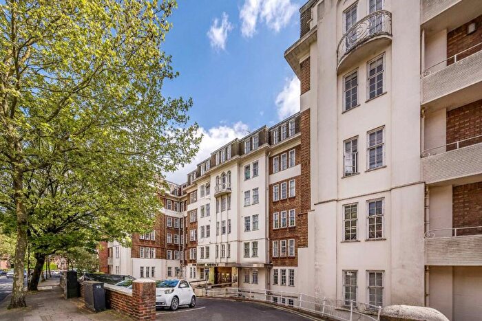 1 Bedroom Flat For Sale In Finchley Road, Hampstead, NW3