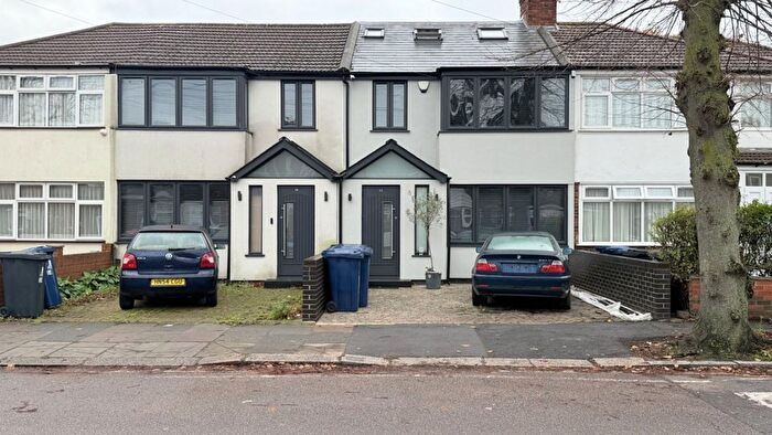 4 Bedroom Terraced House For Sale In Empire Road, Perevale, UB6