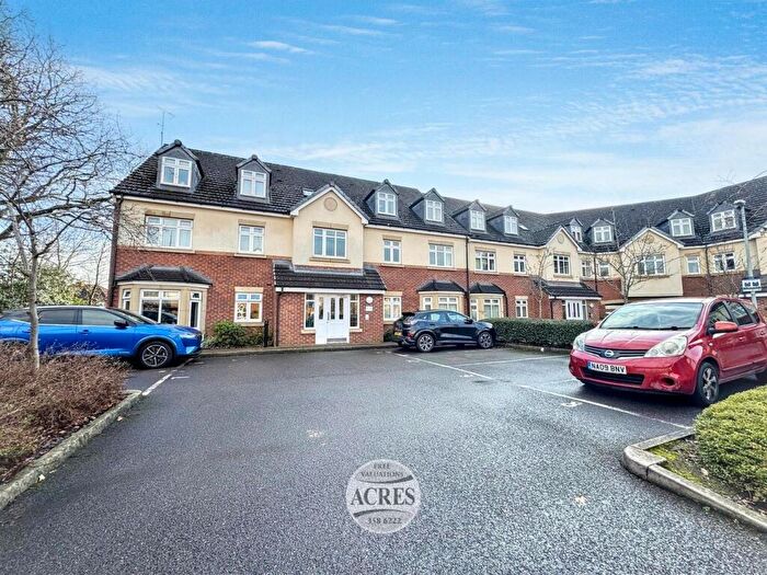 2 Bedroom Flat For Sale In Hailwood Drive, Great Barr, Birmingham, B43