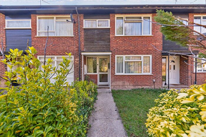 3 Bedroom Terraced House For Sale In Green Drift, Royston, SG8