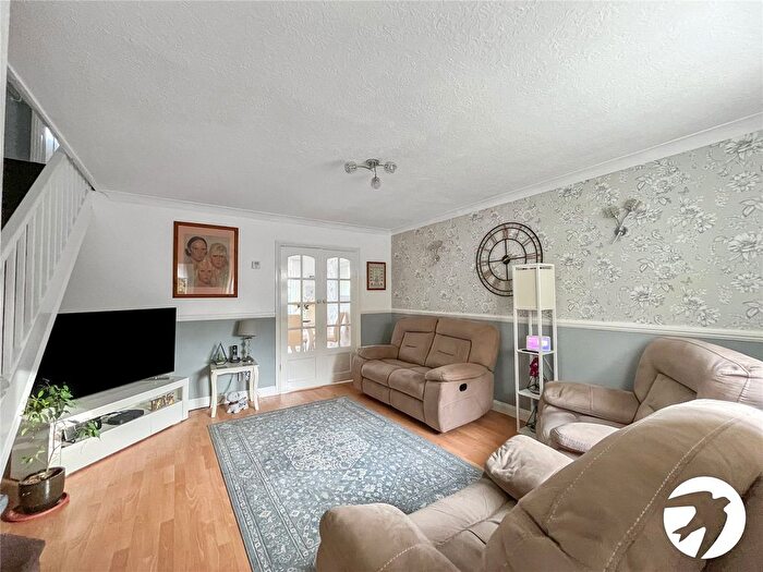 3 Bedroom Semi-detached House For Sale In Squires Court, Eastchurch, Sheerness, Kent, ME12