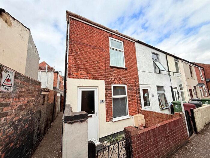 1 Bedroom End Of Terrace House For Sale In St. James Walk, Great Yarmouth, NR30