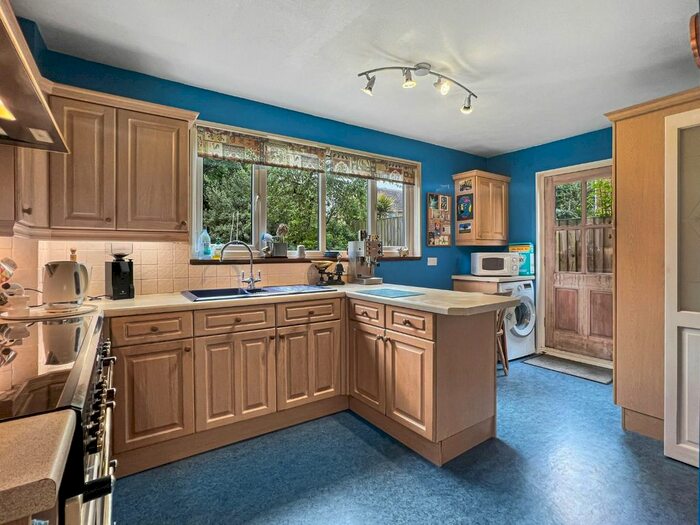 4 Bedroom Detached House For Sale In The Lanes, Over, Cambridge, CB24