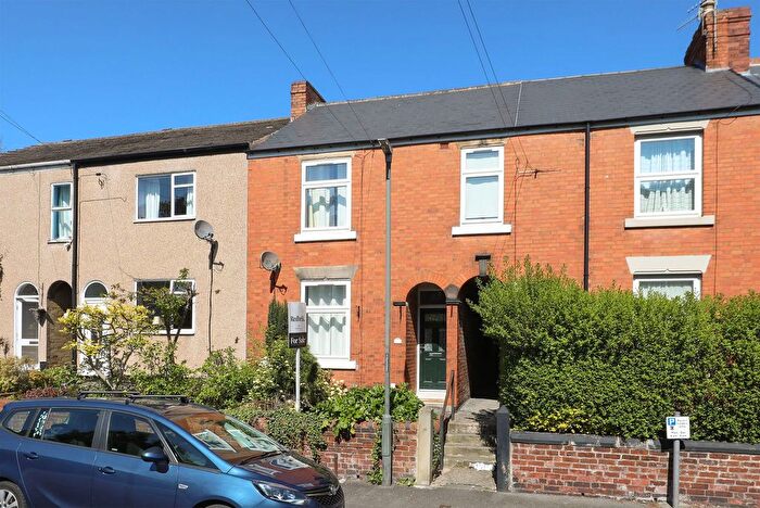 3 Bedroom Terraced House For Sale In New Queen Street, Chesterfield, S41