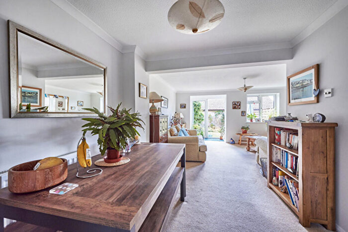 3 Bedroom Terraced House For Sale In Brecken Close, St. Albans, Hertfordshire, AL4