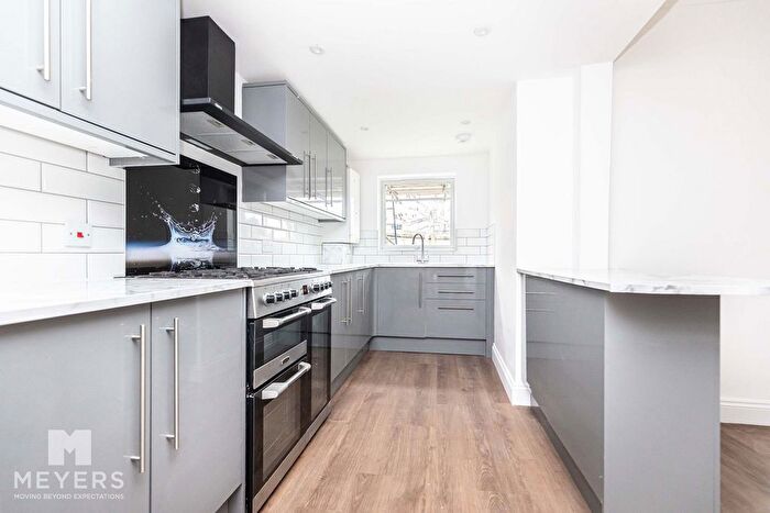 3 Bedroom Semi-detached House To Rent In Beaufort Road, Bournemouth, BH6