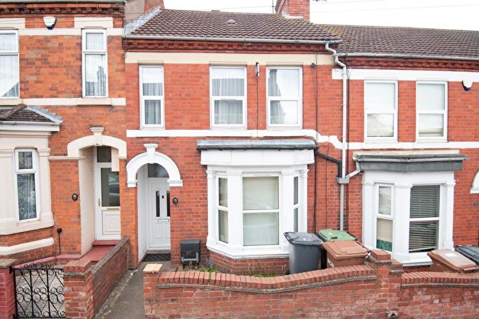 3 Bedroom Terraced House For Sale In Vivian Road, Wellingborough, NN8