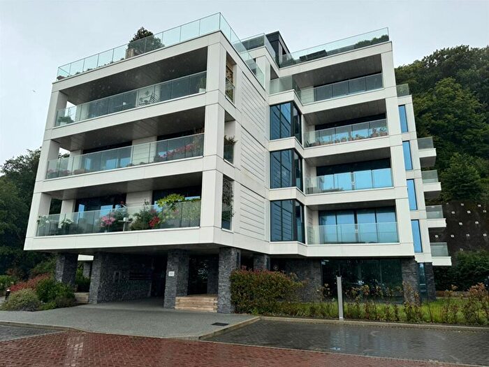 3 Bedroom Apartment To Rent In Encombe, Sandgate, CT20