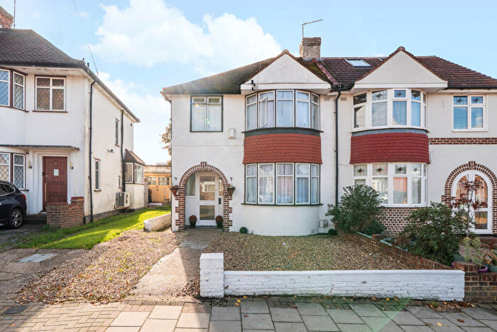 3 Bedroom Semi-Detached House For Sale In Bark Hart Road, Orpington, BR6