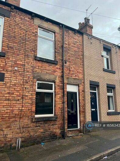 2 Bedroom Terraced House To Rent In Junction Street, Barnsley, S70
