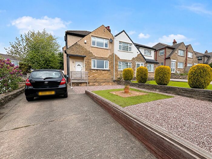3 Bedroom Semi Detached House For Sale In Canford Road, Allerton, Bradford, BD15