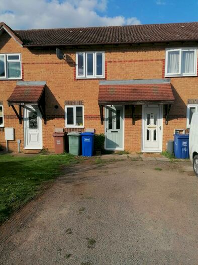 2 Bedroom House To Rent In Honeysuckle Close, Bicester, OX26