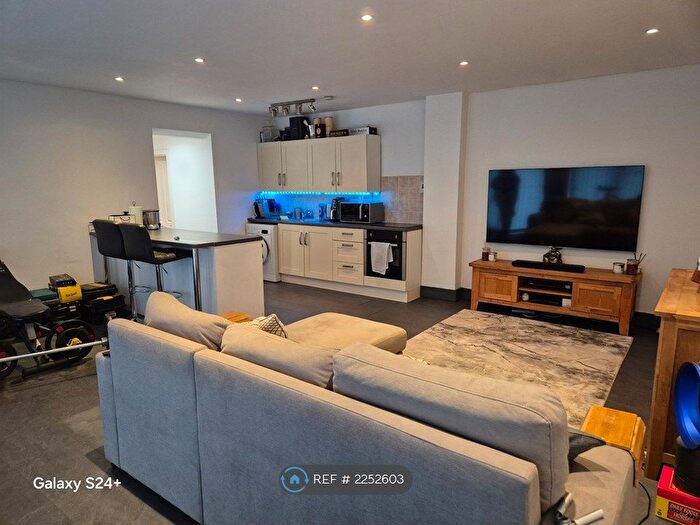 1 Bedroom Flat To Rent In Moreton Road, Ongar, CM5