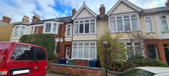 5 Bedroom Terraced House To Rent In Divinity Road **Available In August **, OX4