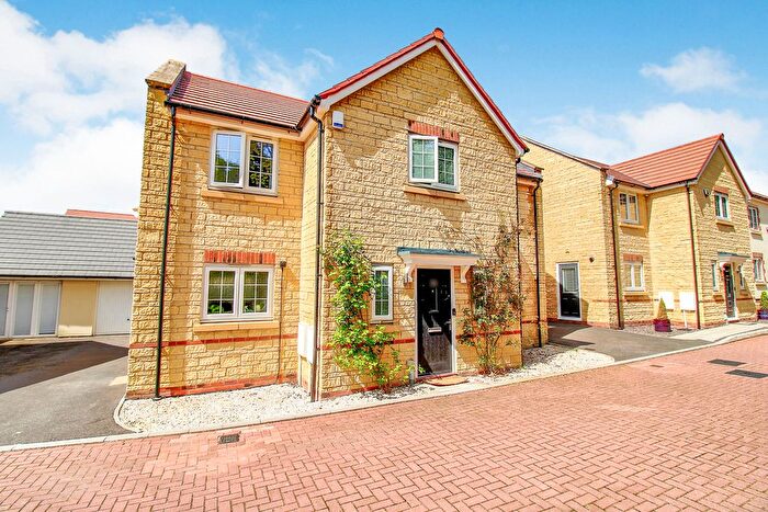 4 Bedroom Detached House For Sale In Maes Knoll Drive, Bristol, BS14