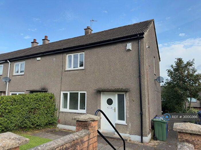 2 Bedroom End Of Terrace House To Rent In Hollows Avenue, Paisley, PA2