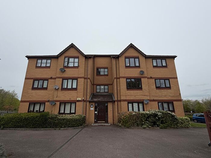 1 Bedroom Flat To Rent In Wimborne Crescent, Westcroft, MK4
