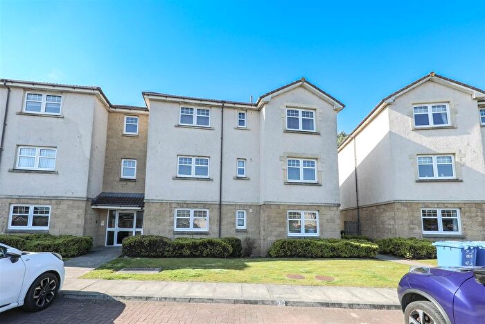 2 Bedroom Flat For Sale In Corthan Court, Thornton, Kirkcaldy, KY1