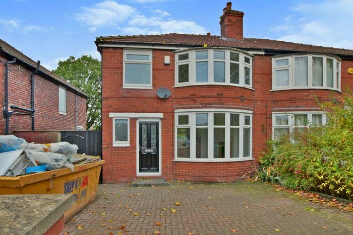 3 Bedroom Semi-Detached House To Rent In Parsonage Road, Manchester, Greater Manchester, M20