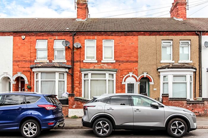 3 Bedroom Terraced House For Sale In Lister Road, Wellingborough, NN8