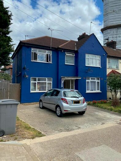 1 Bedroom Flat To Rent In Tokyngton Avenue, Wembley, HA9