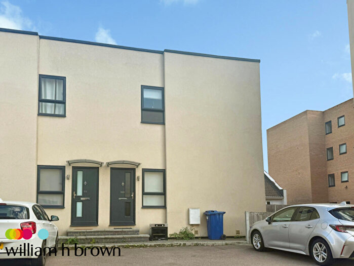 2 Bedroom House To Rent In Dock Road, Tilbury, RM18