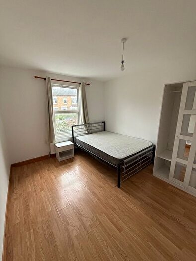 3 Bedroom Flat To Rent In Hermitage Road, London, N4
