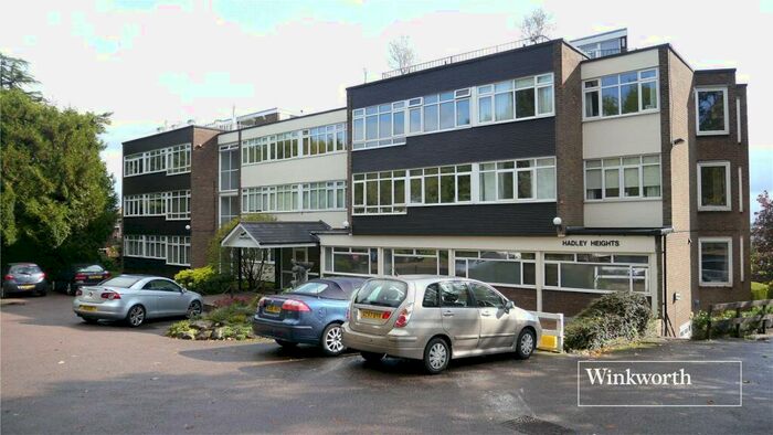 1 Bedroom Apartment To Rent In Hadley Road, New Barnet, EN5